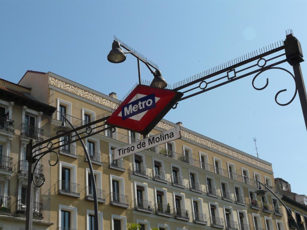 Hotel Hostal Art Madrid Exteriér fotografie